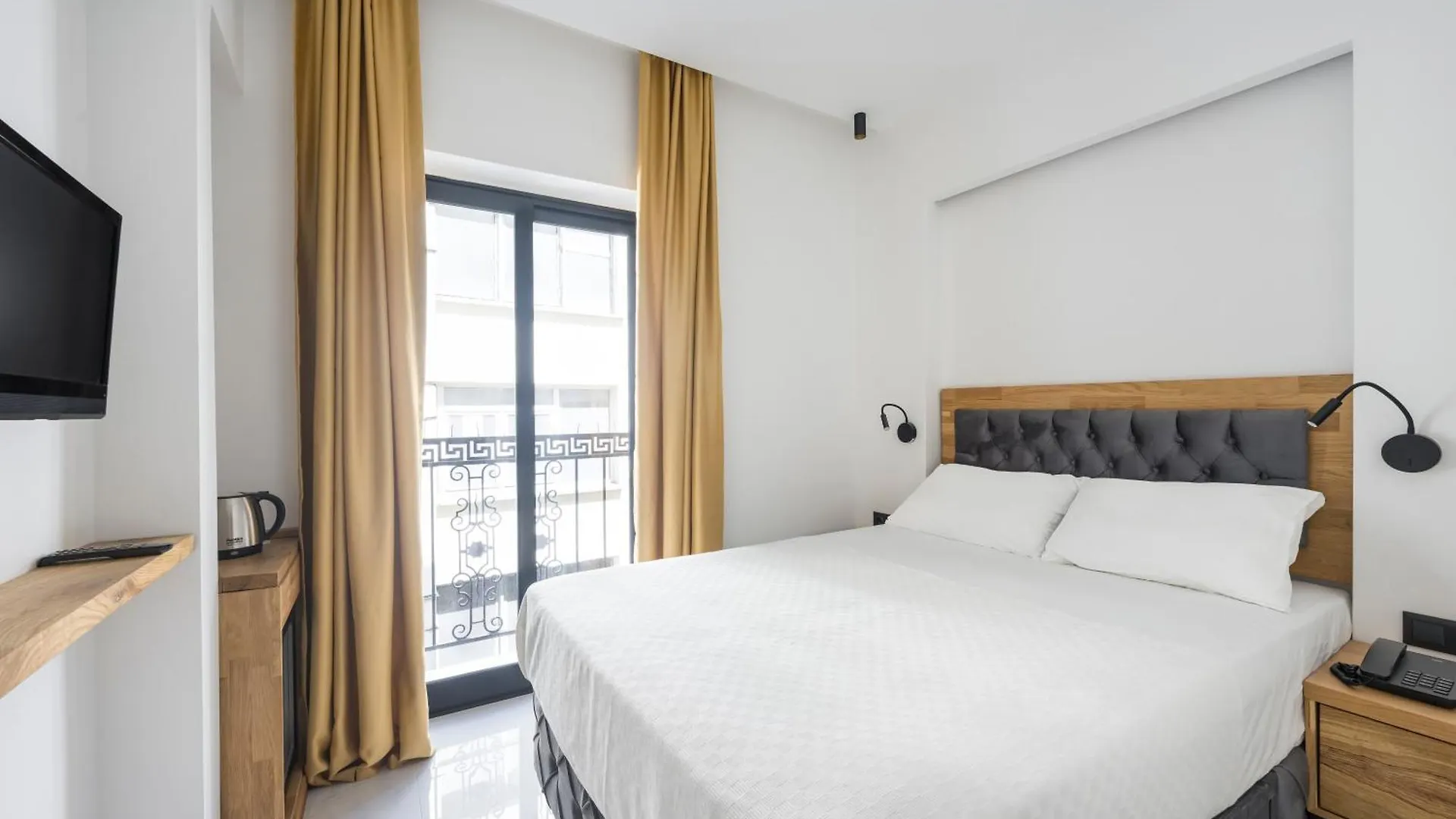 Uk Hotel Стамбул 3*,  Турция