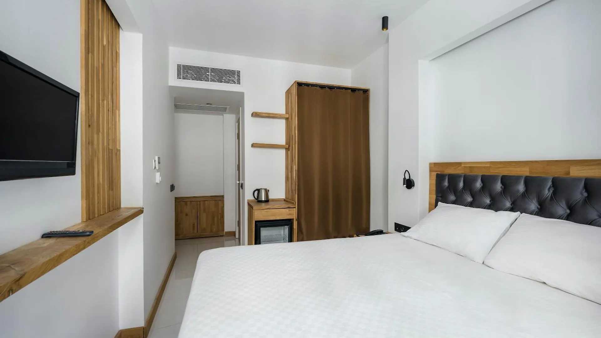 Uk Hotel Стамбул
